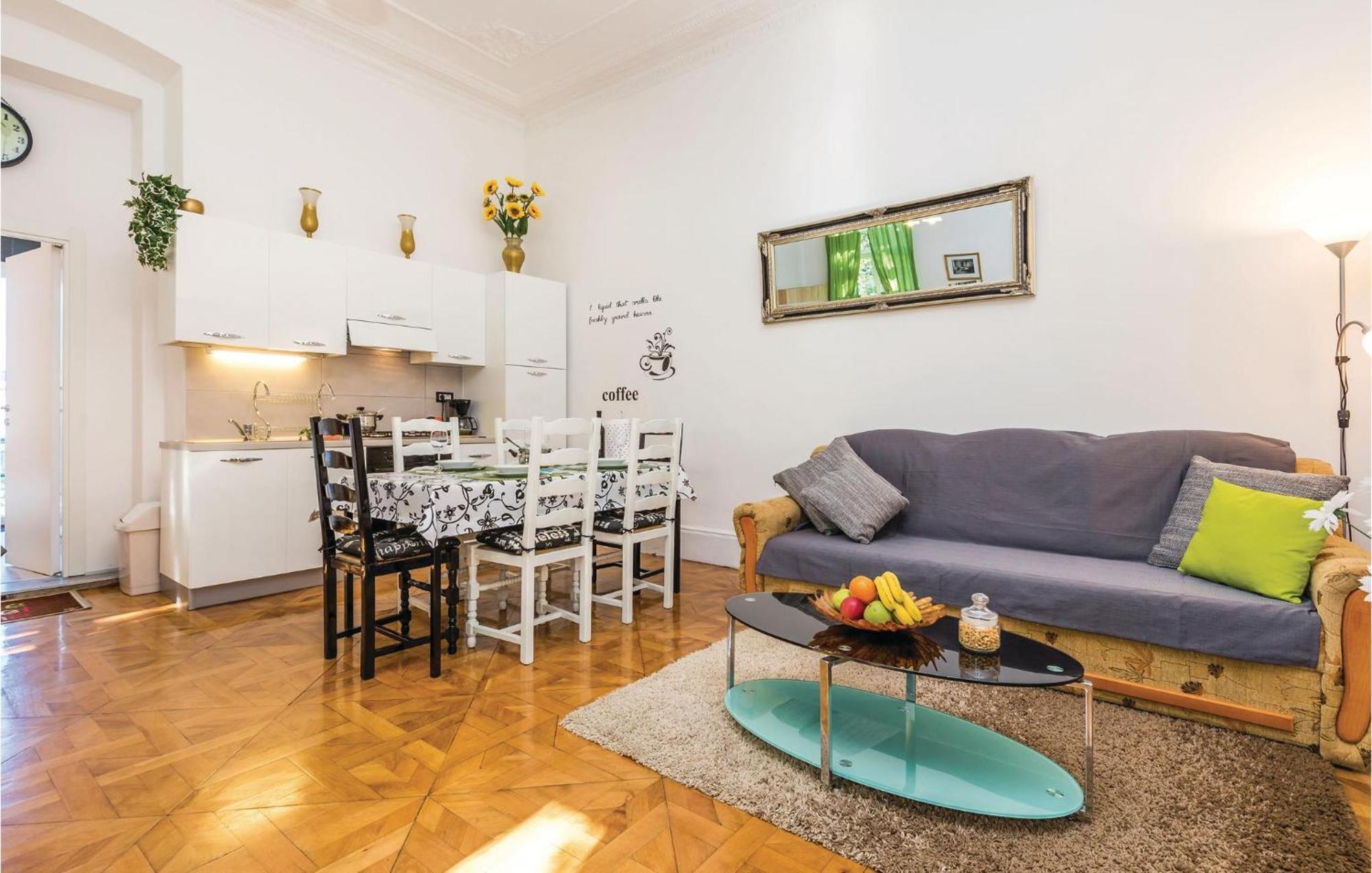 Amazing Apartment In Rijeka With Wifi Ngoại thất bức ảnh